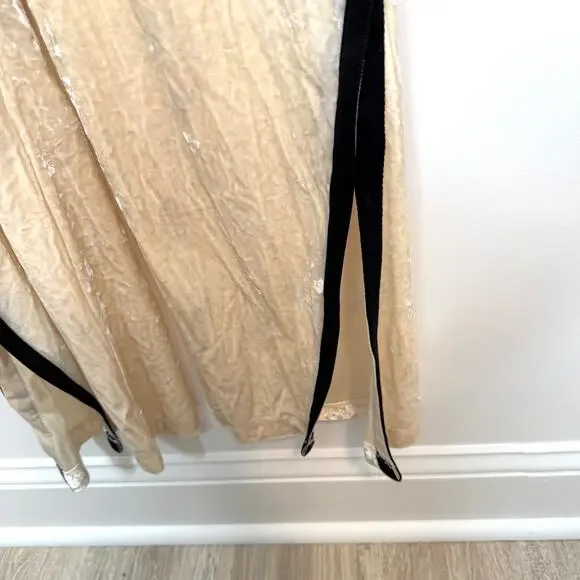 Free People We Are HAH Jump On It Velvet Jumpsuit In Almond Milk Size Large New - Picture 8 of 16